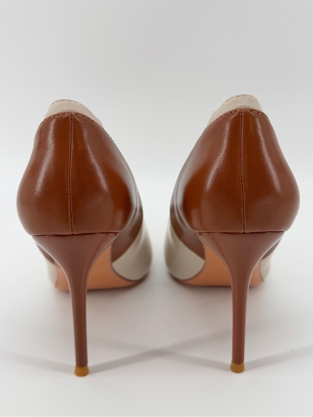 Pointed Toe Two-Tone Women's Pumps - Cream and Brown - Picture 3 of 5